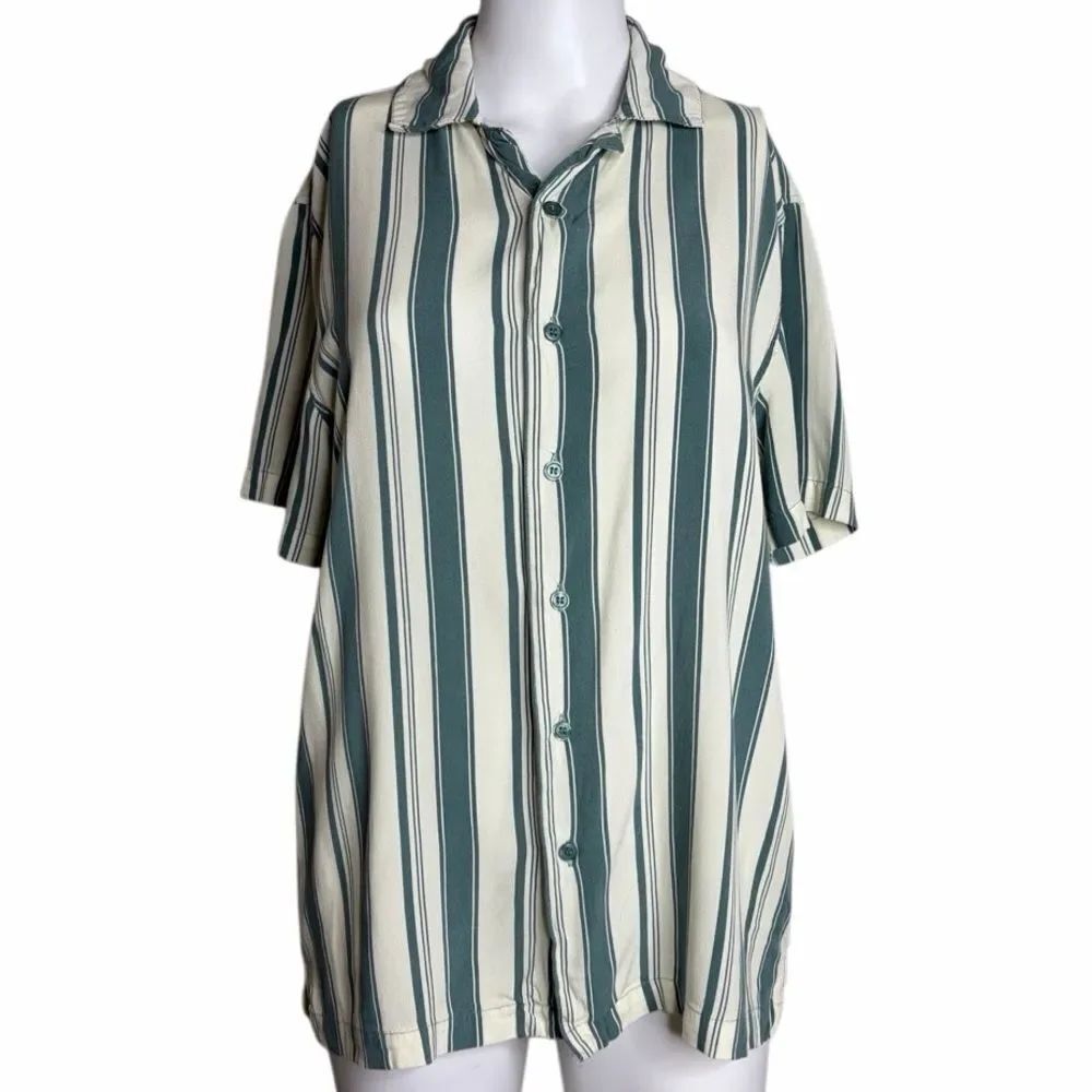 RSQ Striped Green and White Men's Shirt Small